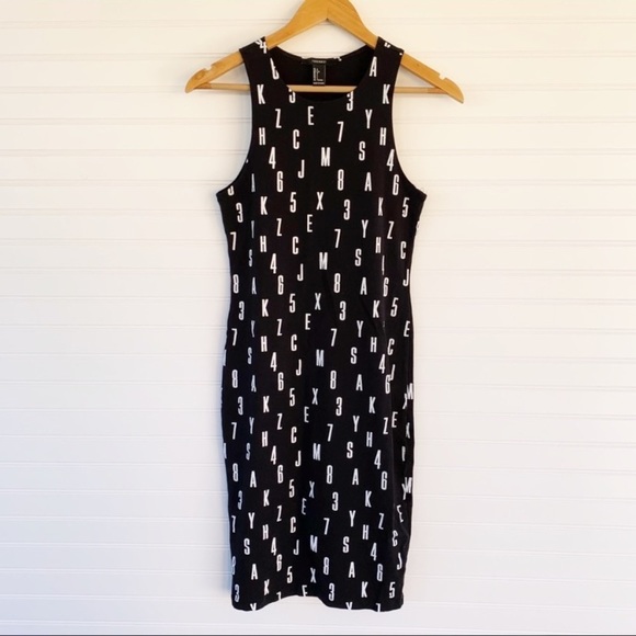 Forever 21 Dresses & Skirts - Forever21 black and white dress